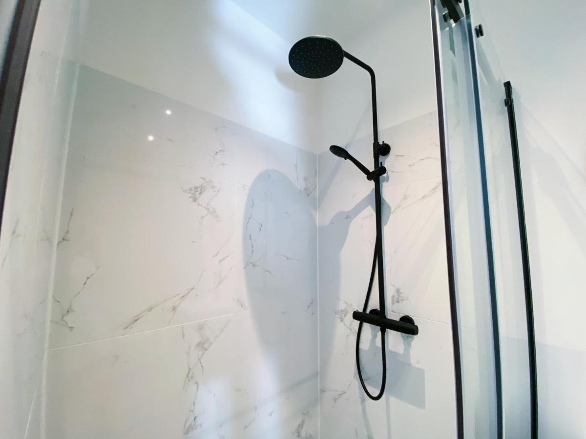 Luxurious Historical Loft Close To The Beach!! ワッセナー エクステリア 写真